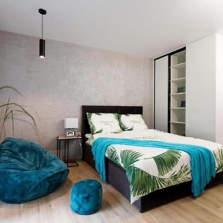 Luxurycity Apartment With Terrace Wroclaw Exterior photo