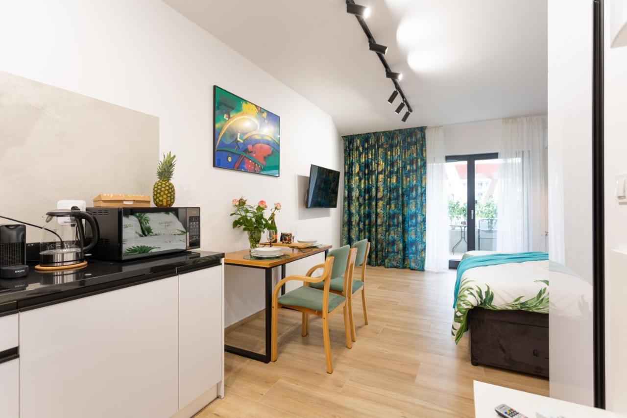 Luxurycity Apartment With Terrace Wroclaw Exterior photo