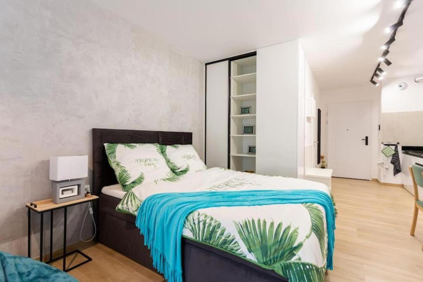 Luxurycity Apartment With Terrace Wroclaw Exterior photo